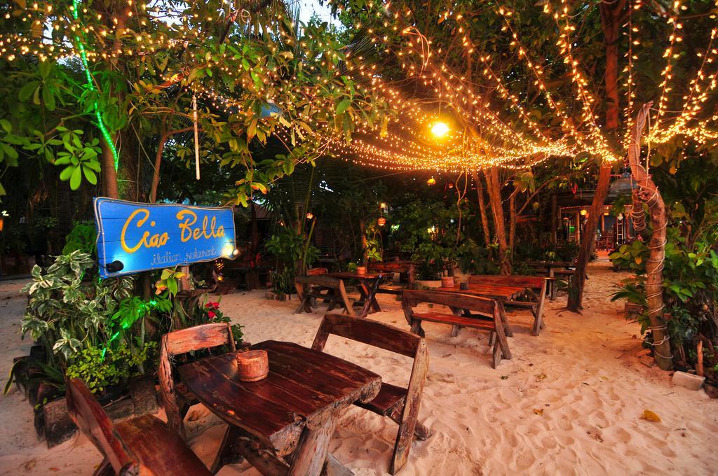 Baia Baia Resort Phi Phi Don Exterior photo